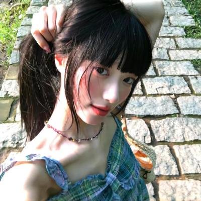 使用下方 20 个影片名，按顺序一一对应，不要改动片名文字，只根据片名和括号内类型提示来虚构全新的故事内容： 孤儿历险记 阴阳路十三之花鬼 狂侠天骄魔女国语 我爱牙擦苏粤语 哀苦心事 点指贼贼 艳情风暴 幸福特快车 无影灯下 九天玄帝诀 龙虎走天涯 全员单恋中 困难重重 友你真好 屠杀报告 天雷地火 山鸡变凤凰 超甜搭档 纳粹疯淫史 雪域天路